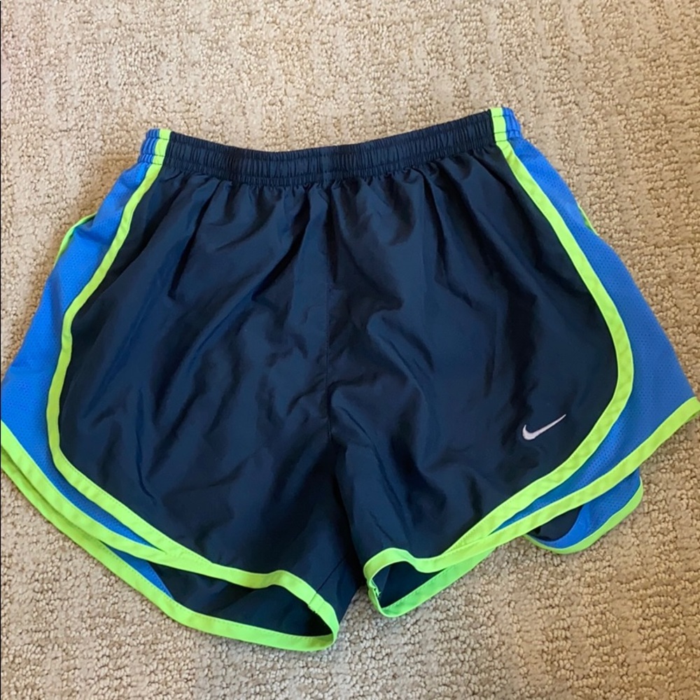Nike Shorts with lining!